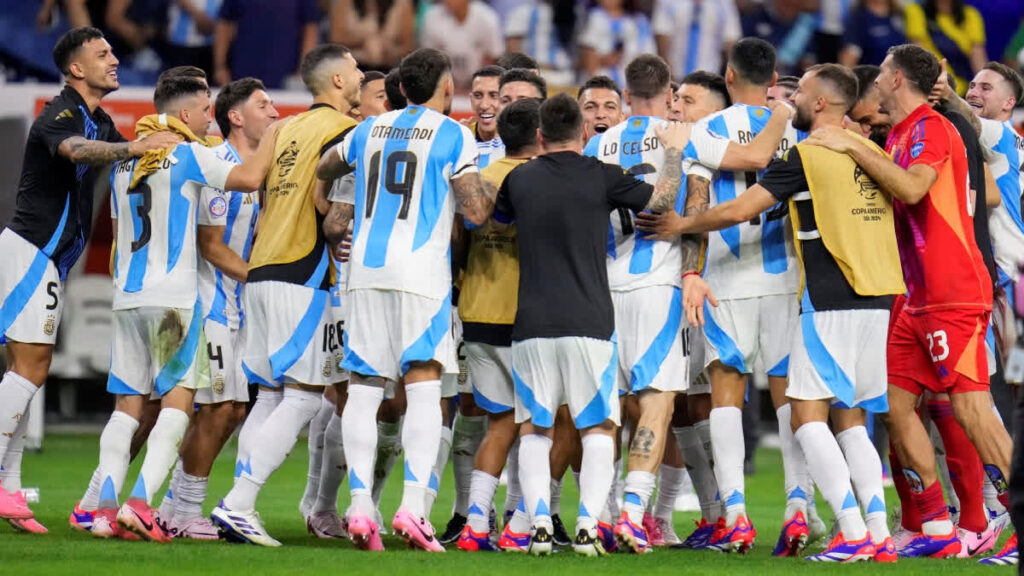 कोपा अमेरिका सेमीफाइनल में अर्जेंटीना ने कनाडा को 2-0 से हराया, मेसी के 109वें गोल से अर्जेंटीना फाइनल में
