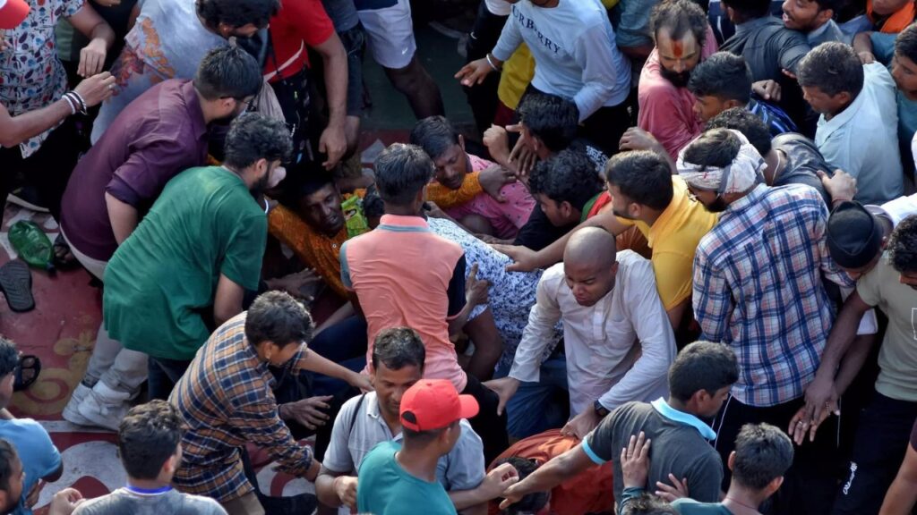 पुरी में रथयात्रा के दौरान भगदड़ में मरने वालों की संख्या दो हुई