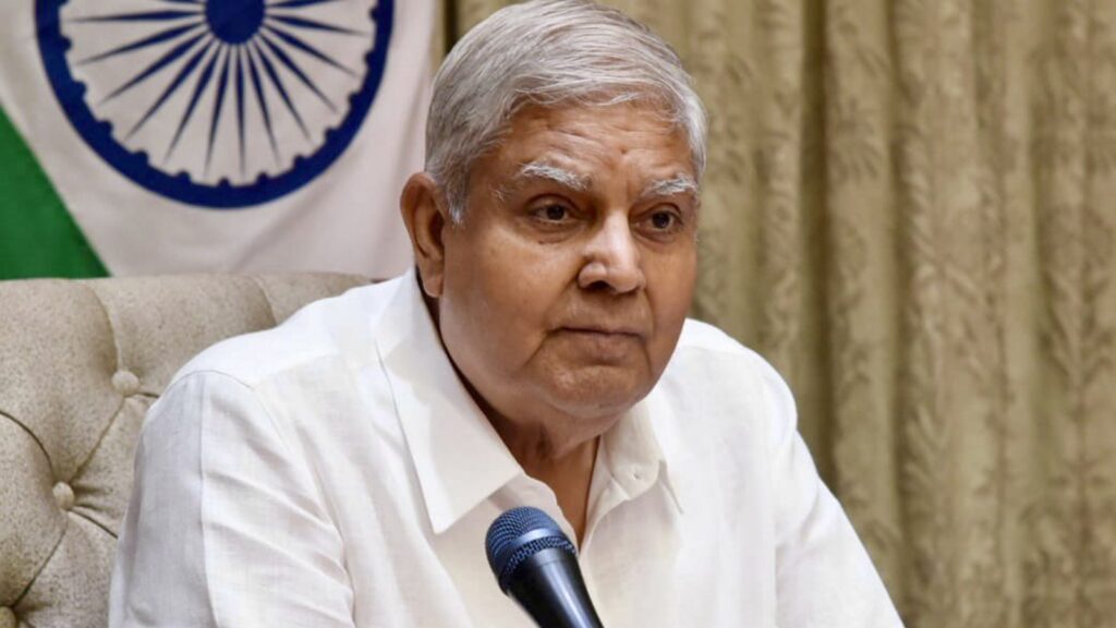 धनखड़ ने फिर साधा चिदंबरम पर निशाना, कहा सदन में आपका नहीं बोलना आपकी सहमति के समान