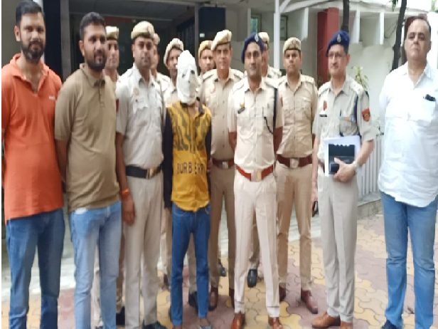 Model Town police station has arrested the accused who had broken into a house and stolen jewellery in West Bengal.