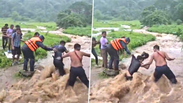 Navi Mumbai 60 people stranded in heavy rains rescued