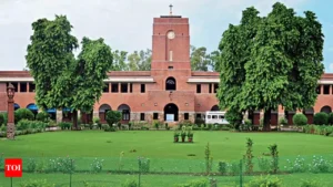 दिल्ली विश्वविद्यालय के हिंदू अध्ययन केंद्र में नए विषय आने की संभावना, भगवद् गीता, धर्म और जाति की पढ़ाई कर सकेंगे विद्यार्थी