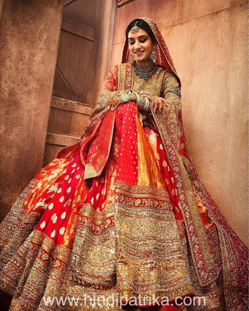 Radhika Merchant's bridal look, Bridal look white and red lehenga with double dupatta (1)