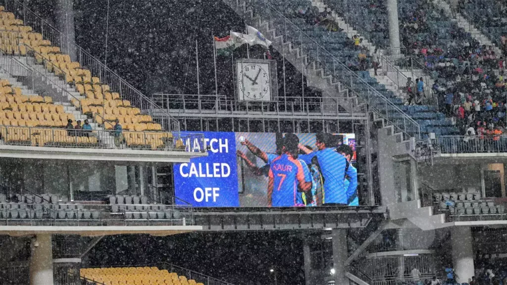 महिला क्रिकेट: बारिश के कारण भारत और दक्षिण अफ्रीका का दूसरा टी20 मैच रद्द