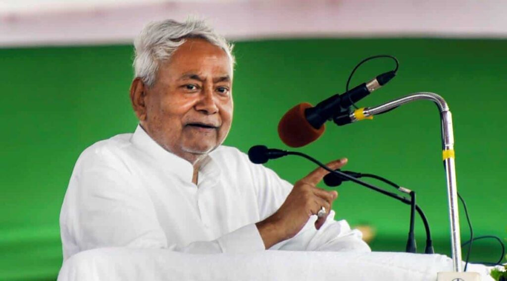 बिहार में पांच साल में 10 लाख नौकरी का वायदा, देंगे 12.33 लाख: नीतीश कुमार