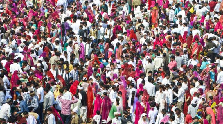 the-population-of-hindus-in-pakistan-increased-by-three-lakhs-to-38-lakhs