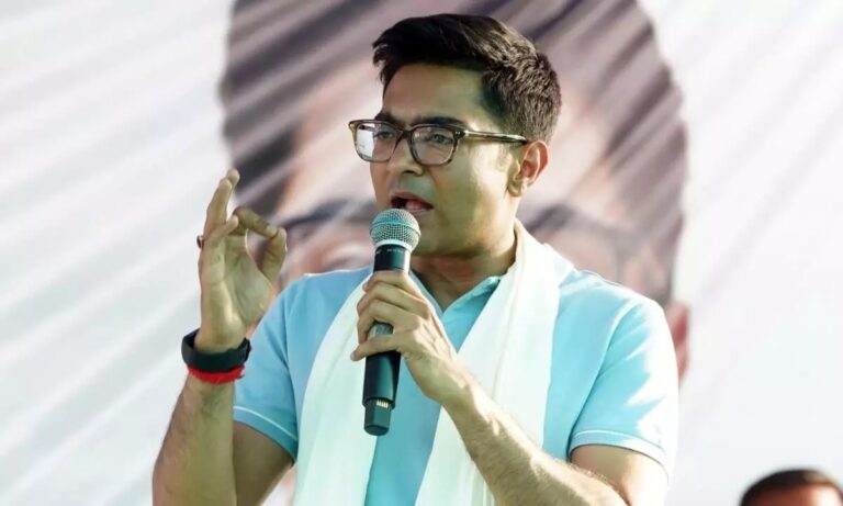 trinamool-congresss-all-india-general-secretary-abhishek-banerjee-returns-to-kolkata