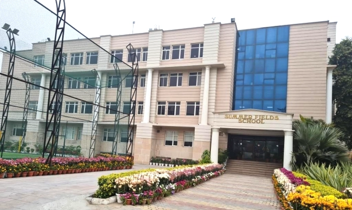 दिल्ली के कैलाश कॉलोनी में बम धमकी का मामला: नाबालिग गिरफ्तार