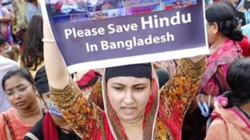 बांग्लादेश में हिंदू मंदिरों पर हमले, हिंसा में दो पार्षदों की हत्या