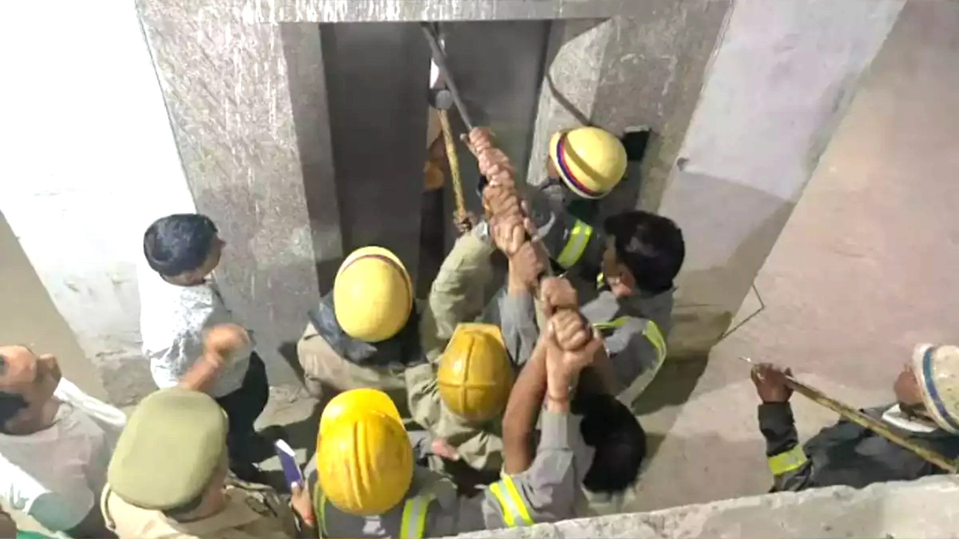 Seven-year-old girl stuck in lift in Noida