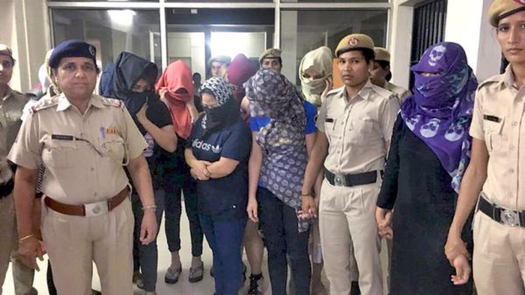 All Were Sent on Bikes: Major Sex Racket Busted in Delhi, 22 Girls and Seven Pimps Arrested; Here's How the Deals Were Made