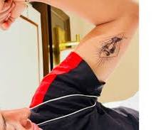 After winning the trophy, the basket trended, with vice-captain Smriti Mandhana following in the footsteps of captain Harmanpreet.