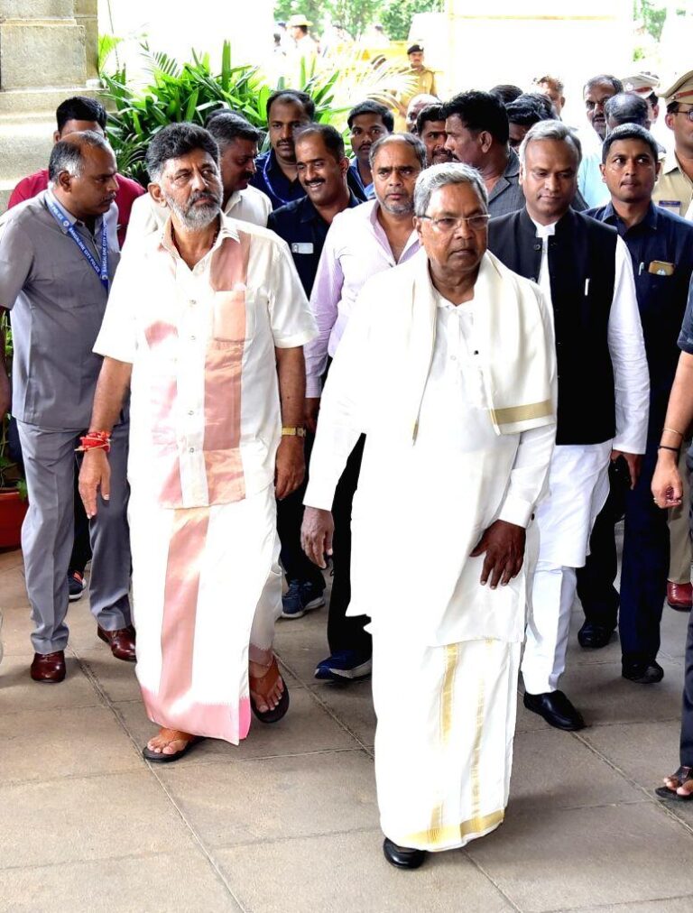 karnataka-cm-siddaramaiah-resignation-dk-shivakumar-next-chief-minister-2026